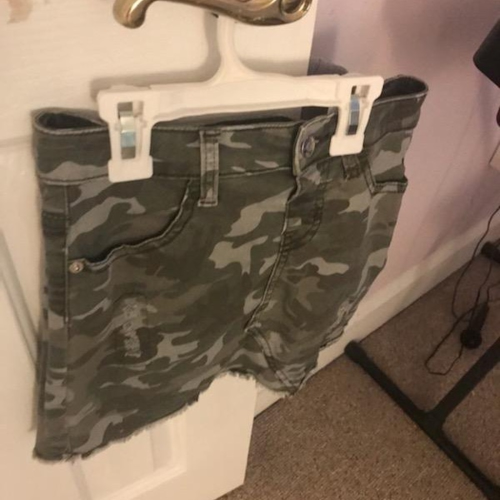 Girls Justice Camo skirt